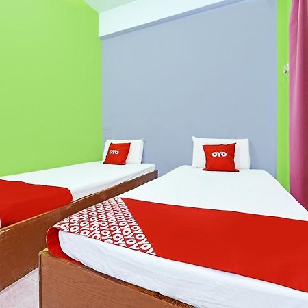 Oyo 90565 Teresek View Motel 쿠알라타한 외부 사진