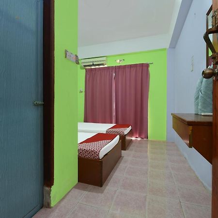 Oyo 90565 Teresek View Motel 쿠알라타한 외부 사진