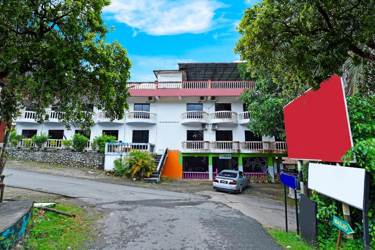 Oyo 90565 Teresek View Motel 쿠알라타한 외부 사진