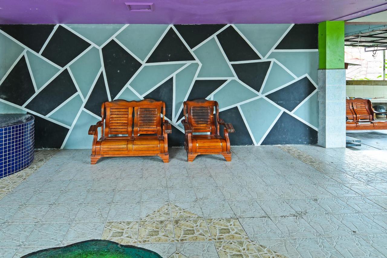 Oyo 90565 Teresek View Motel 쿠알라타한 외부 사진