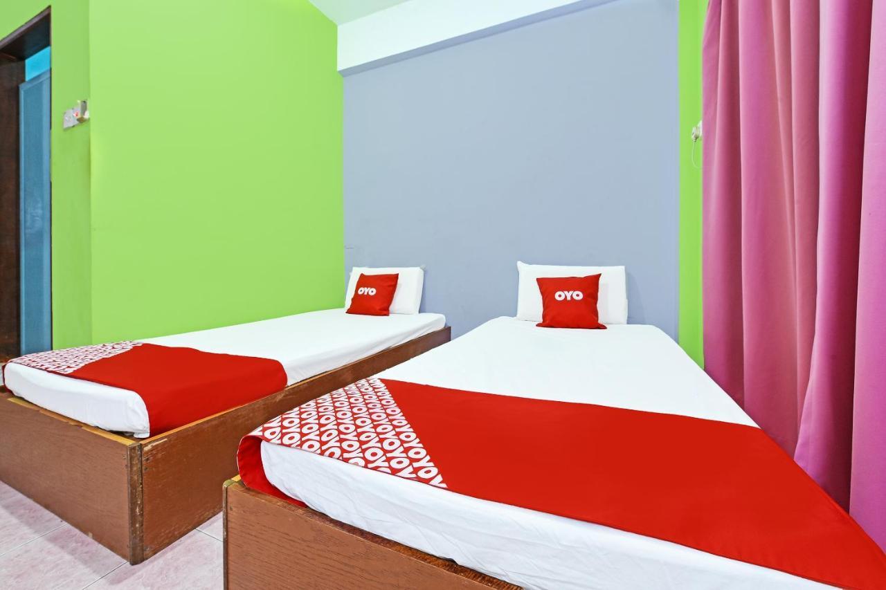Oyo 90565 Teresek View Motel 쿠알라타한 외부 사진