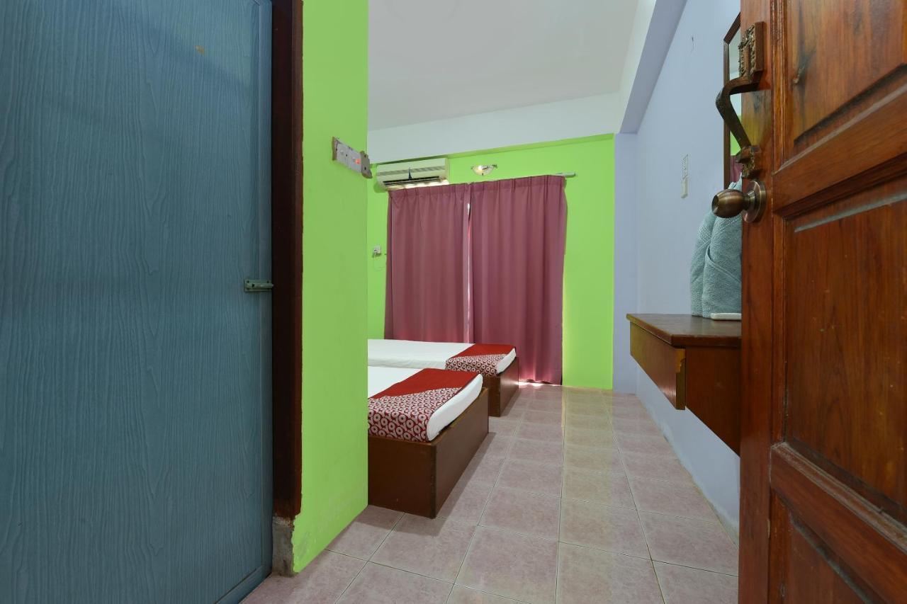 Oyo 90565 Teresek View Motel 쿠알라타한 외부 사진